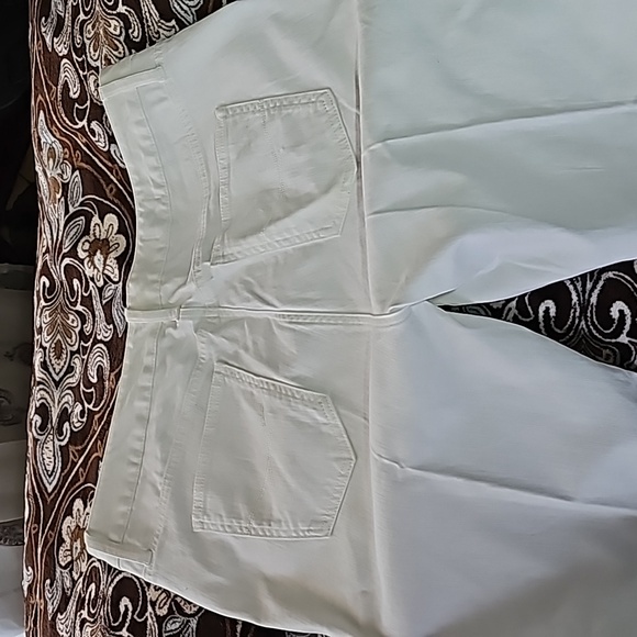 Gap 1969 White Jeans - Picture 12 of 14